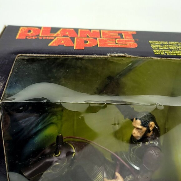 2001 Vintage Planet of the Apes THADE with Battle Steed Action Figure Hasbro - Picture 5 of 9